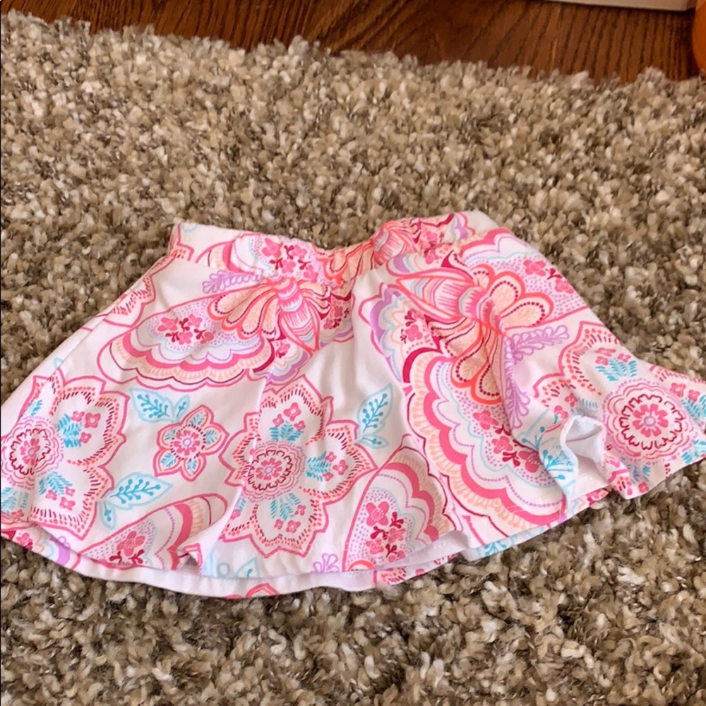 Skort - Picture 2 of 4